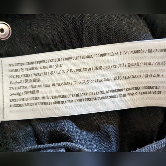 Hollister Woman's Black Skinny Jeans, Ripped Distressed Knees - Picture 7 of 7